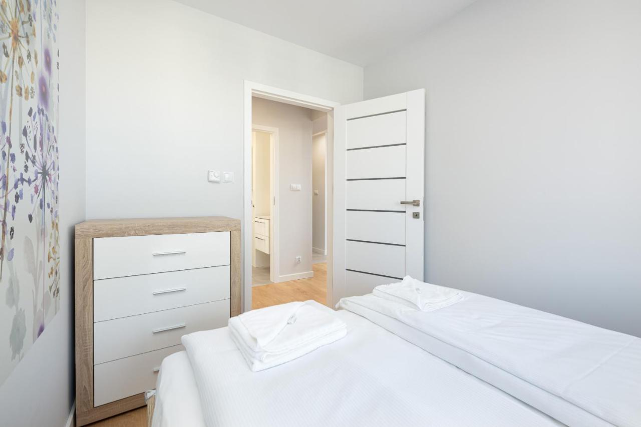 Apartment Klifowa Resort With Spa, Fitness & Kids Room By Noclegi Renters Rewal Eksteriør billede