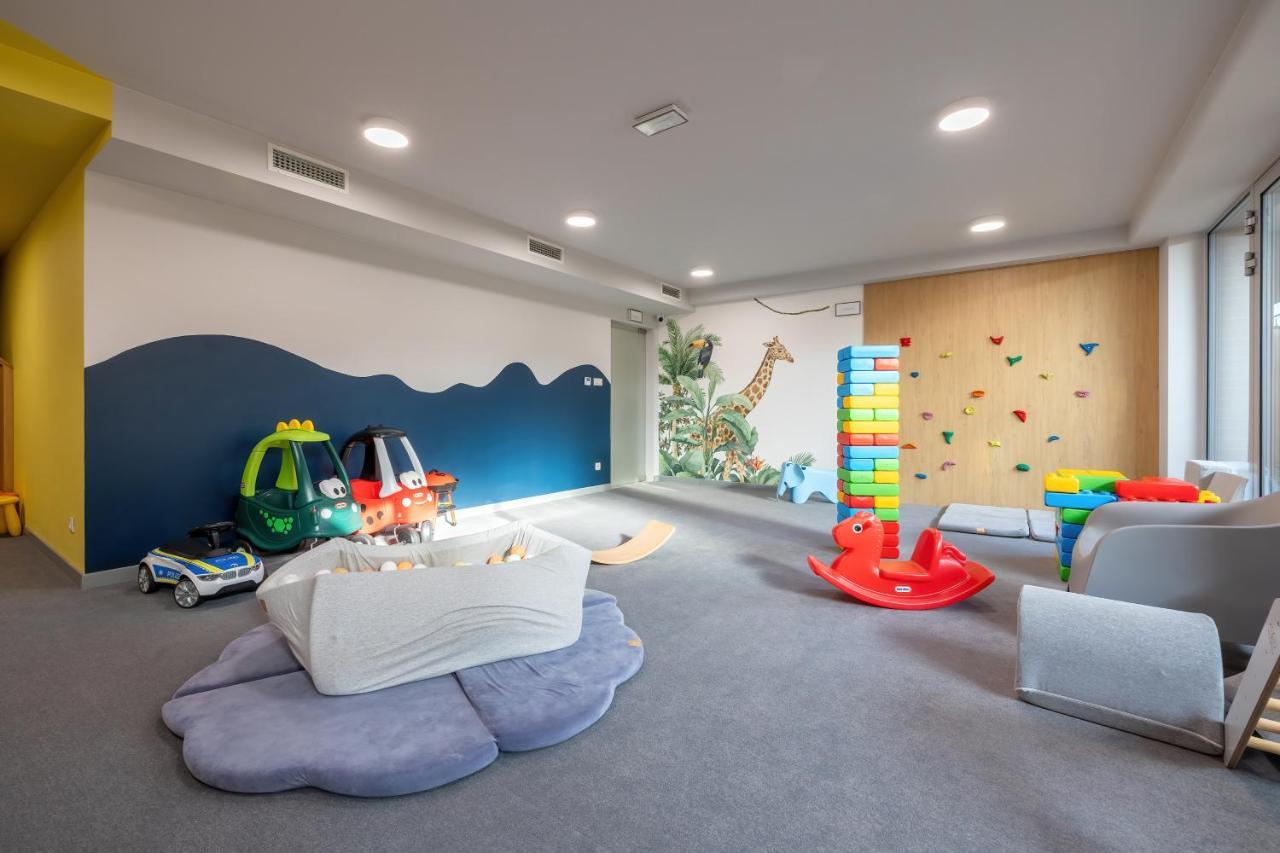 Apartment Klifowa Resort With Spa, Fitness & Kids Room By Noclegi Renters Rewal Eksteriør billede