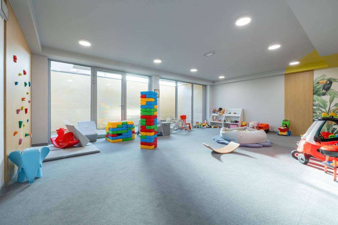 Apartment Klifowa Resort With Spa, Fitness & Kids Room By Noclegi Renters Rewal Eksteriør billede